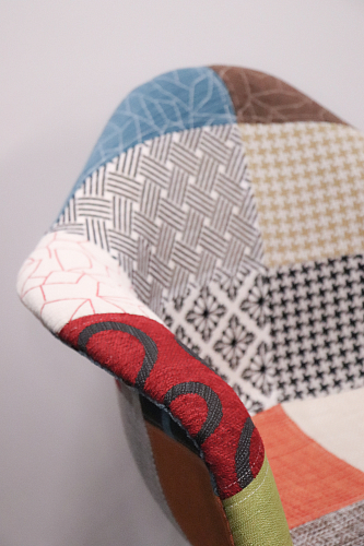 Кресло Multicolor fabric / wood из шоурума 4
