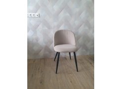 Стул на металлокаркасе Gabi 1 бежевый / черный с серебряными наконечниками фото покупателя 416