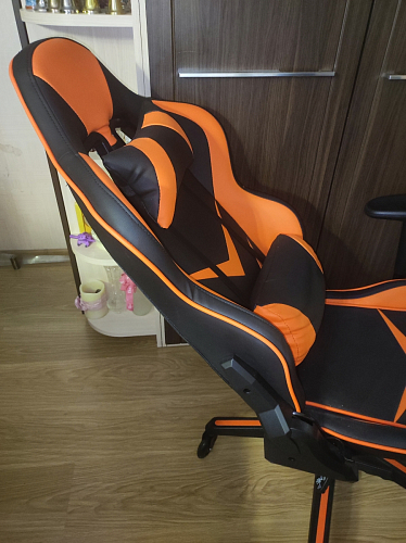 Компьютерное кресло Racer черный / красный / бежевый фото покупателя 72