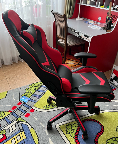 Компьютерное кресло Racer черное / красное фото покупателя 5