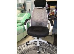 Компьютерное кресло Burgos черное фото покупателя 16