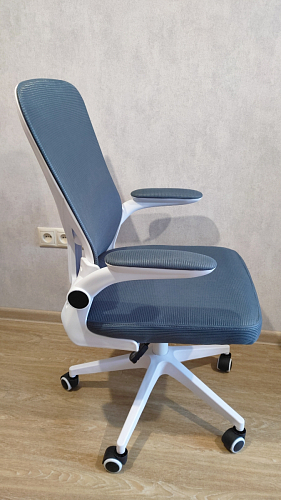 Компьютерное кресло Konfi light gray / white фото покупателя 83