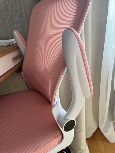 Компьютерное кресло Konfi dark gray / pink / white фото покупателя 75