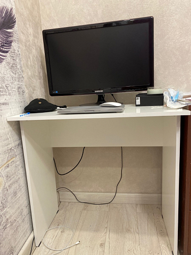 Стол письменный Kiwi дуб молочный  - Уцененный экземпляр фото покупателя 3