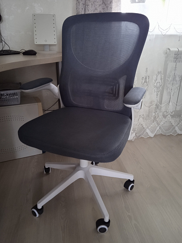 Компьютерное кресло Konfi light gray / white фото покупателя 20