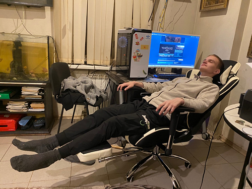 Компьютерное кресло Kano черное / красное фото покупателя 20