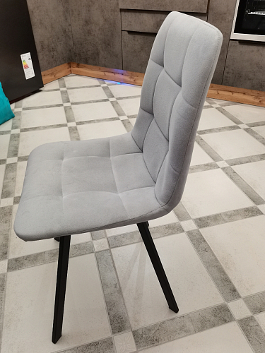 Стул на металлокаркасе Чилли К светло-серый велюр / черный каркас фото покупателя 466