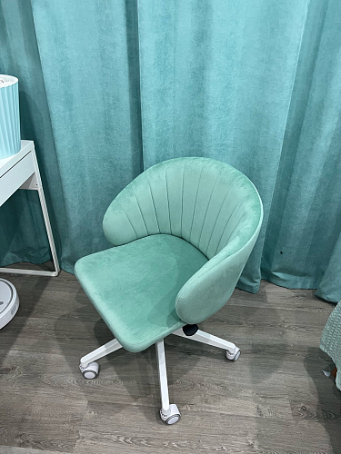 Компьютерное кресло Пард экокожа белый фото покупателя 18