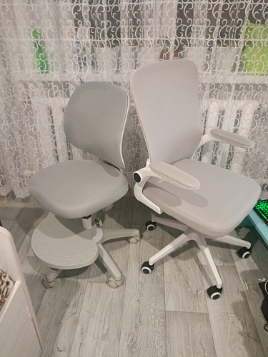 Компьютерное кресло Konfi light gray / blue / white фото покупателя 108