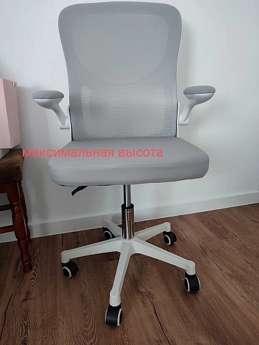 Компьютерное кресло Konfi light gray / white фото покупателя 2
