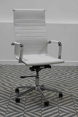 Компьютерное кресло Reus сетка white из шоурума 1