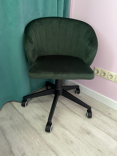 Компьютерное кресло Пард экокожа белый фото покупателя 36