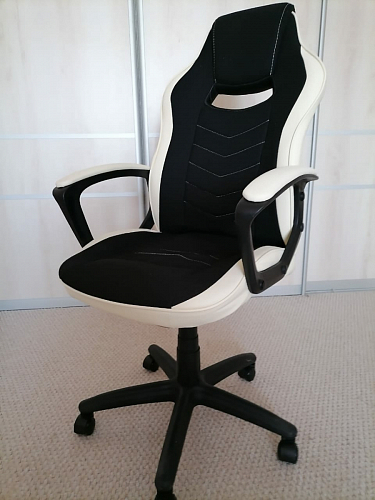 Компьютерное кресло Gamer черное / бежевое фото покупателя 89