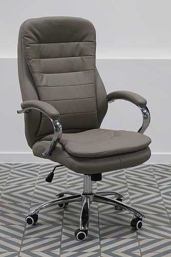 Компьютерное кресло Tomar кремовое из шоурума 4