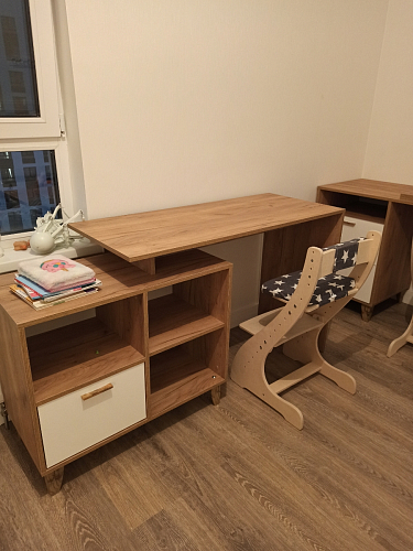 Письменный стол Эго Ст-2 на ножках дуб крафт золотой / белый глянец фото покупателя 5