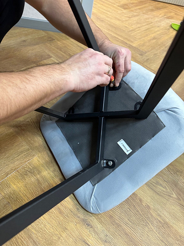 Стул на металлокаркасе Чилли синяя ткань / белый фото покупателя 222