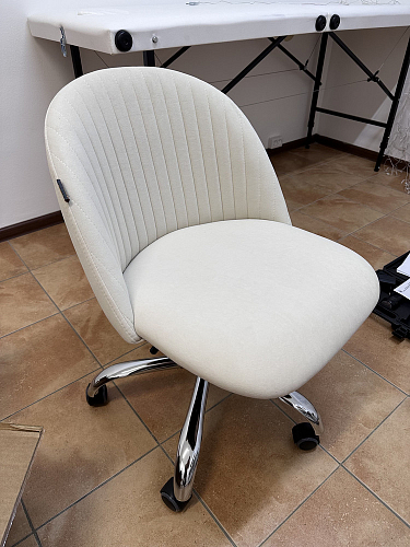 Компьютерное кресло Melody черное фото покупателя 97