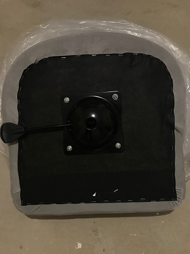 Компьютерное кресло Пард confetti silver серый / черный фото покупателя 101