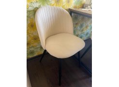 Стул на металлокаркасе Gabi 1 бежевый / черный с серебряными наконечниками фото покупателя 245