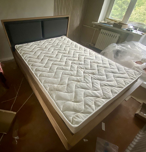 Двуспальная кровать Клауд 160х200 парящая дуб крафт золотой / антрацит фото покупателя 539