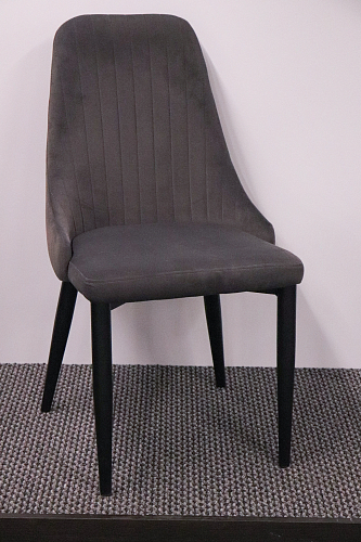 Стул на металлокаркасе Kora green / black из шоурума 12