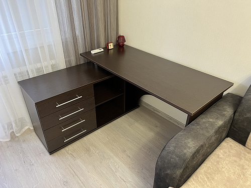 Компьютерный стол КСТ-109П правый венге фото покупателя 117