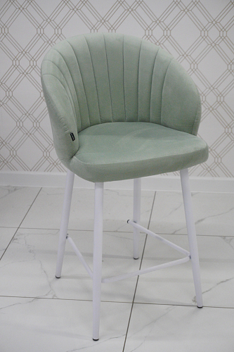 Полубарный стул Бэнбу velutto 14 / белый из шоурума 2