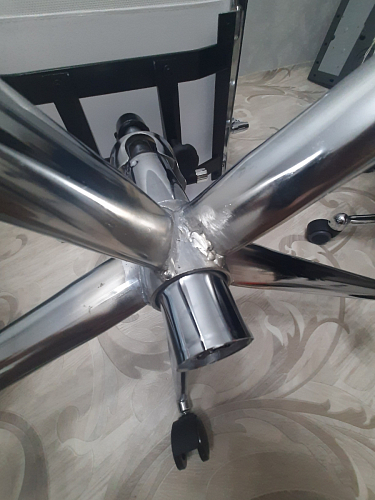 Компьютерное кресло Reus черная сетка / хром фото покупателя 40