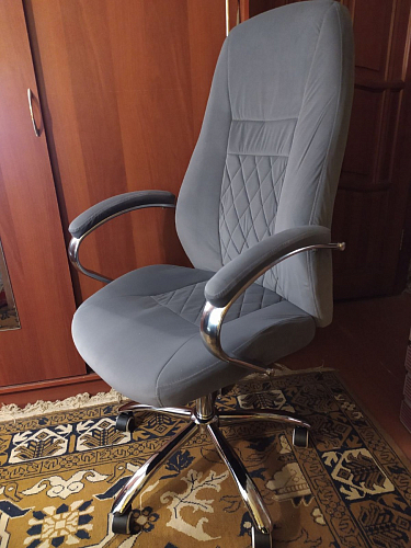 Компьютерное кресло Aragon белое фото покупателя 246