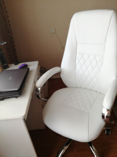 Компьютерное кресло Aragon белое фото покупателя 231