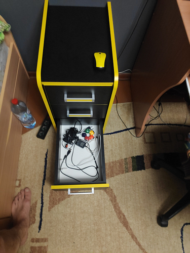 Тумба Ханна черная / красная  - Уцененный экземпляр фото покупателя 151