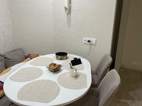 Стул на металлокаркасе Седа 360 К латте (velutto 08) / белый фото покупателя 189