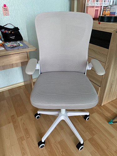 Компьютерное кресло Konfi light gray / white фото покупателя 47
