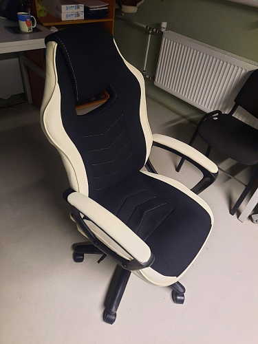 Компьютерное кресло Gamer черное / бежевое фото покупателя 107