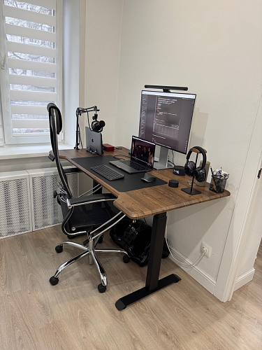 Компьютерный стол Маркос 140х80 тауп / черный фото покупателя 37