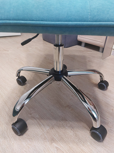 Офисное кресло Zero белый фото покупателя 258