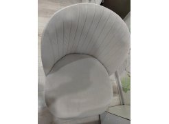 Стул на металлокаркасе Gabi 1 бежевый / черный с серебряными наконечниками фото покупателя 74