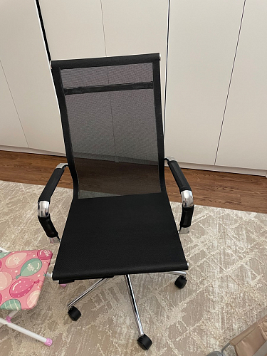 Компьютерное кресло Reus черная сетка / хром фото покупателя 67