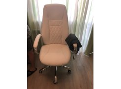 Компьютерное кресло Aragon белое фото покупателя 167