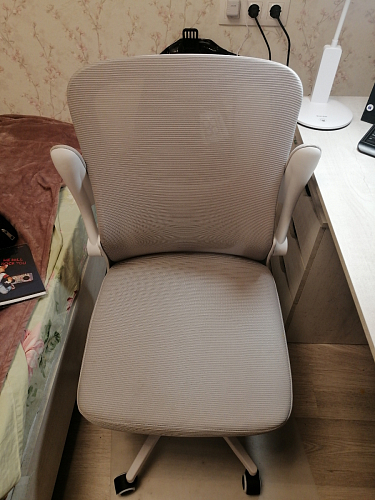 Компьютерное кресло Konfi light gray / white фото покупателя 155