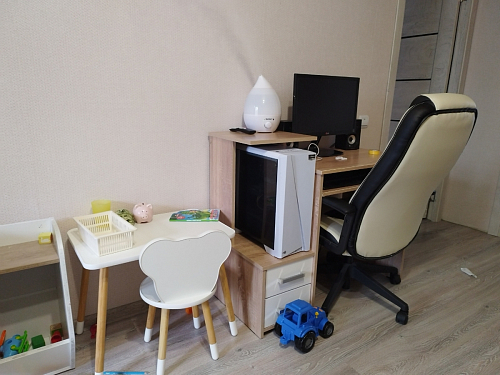 Стол компьютерный Джаз-24 правый белый фото покупателя 112