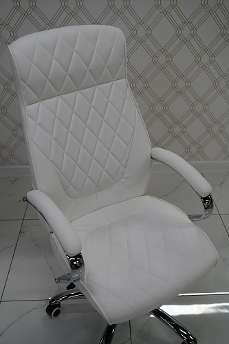 Компьютерное кресло Monte dark grey из шоурума 4