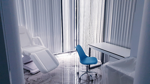 Компьютерное кресло Kolin с подушкой clear / white фото покупателя 526