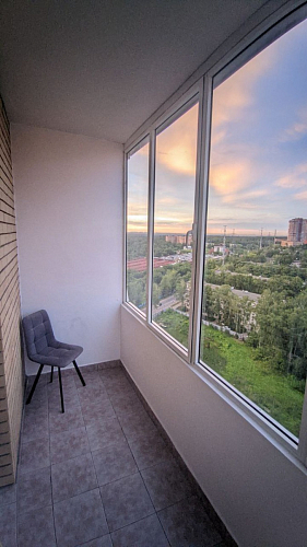 Стул на металлокаркасе Чилли черный / зеленый фото покупателя 917