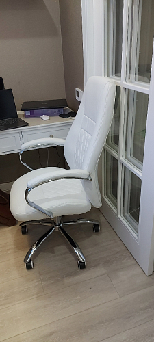 Компьютерное кресло Aragon белое фото покупателя 183