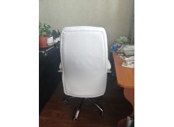 Компьютерное кресло Aragon белое фото покупателя 293