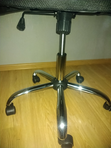 Компьютерное кресло ARANO черное фото покупателя 27