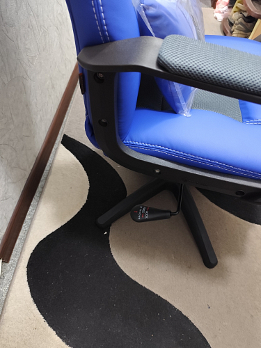 Компьютерное кресло Driver/Драйвер кожзам черный / серый фото покупателя 160