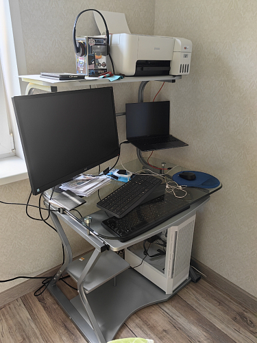 Компьютерный стол Roni фото покупателя 2