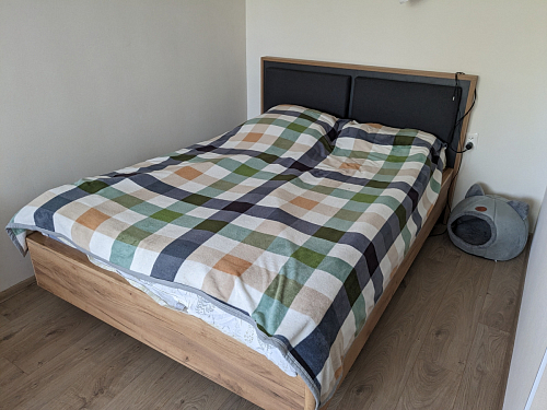 Двуспальная кровать Клауд 160х200 парящая дуб крафт золотой / антрацит фото покупателя 53